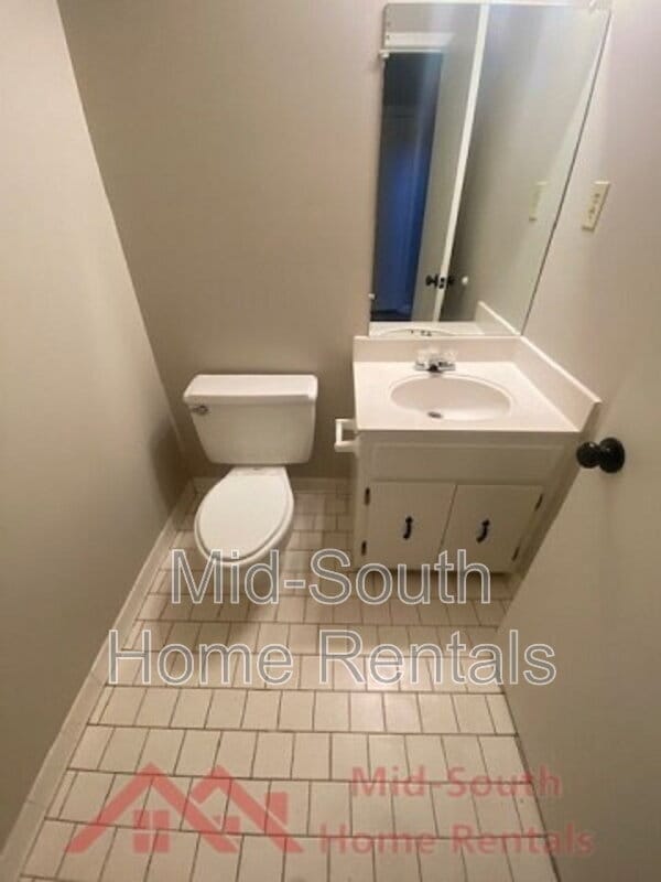 Building Photo - 3162 High Meadow Dr
