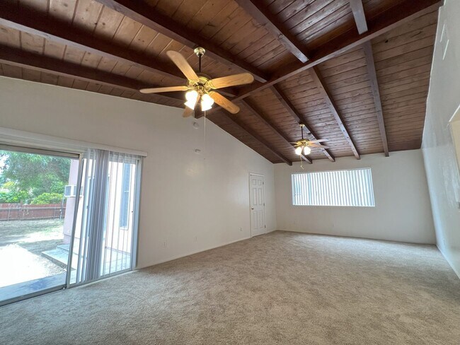 Building Photo - Must See 4 bedroom 2 and a half bathroom h...