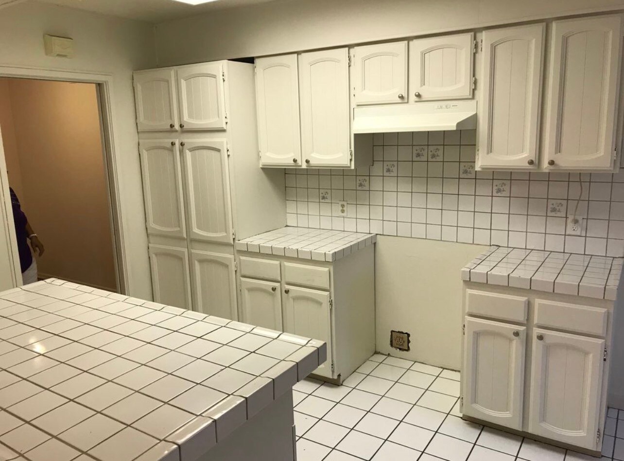 Building Photo - 10063 Faywood St