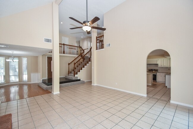 Building Photo - 1643 Beaconshire Rd