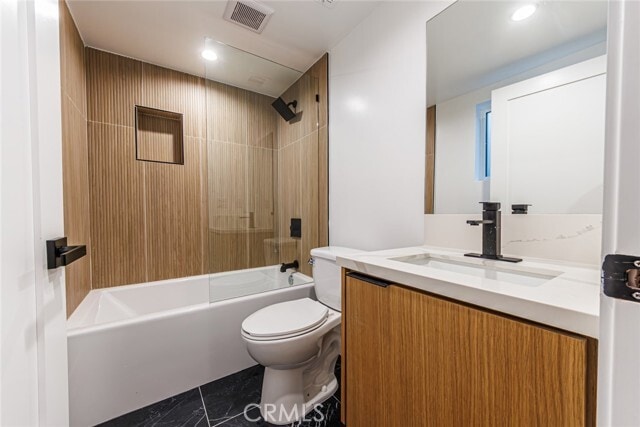 Building Photo - 1658 S Hayworth Ave