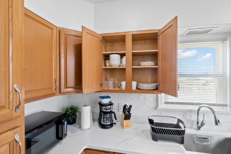 Building Photo - 1622 Union Turnpike