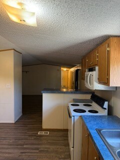 Building Photo - 865 Qappuella Dr