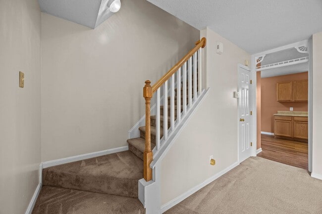 Building Photo - Welcome to Brookstone Crossing!