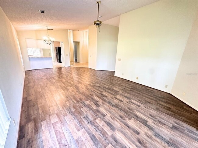 Building Photo - 3023 Silverado Terrace
