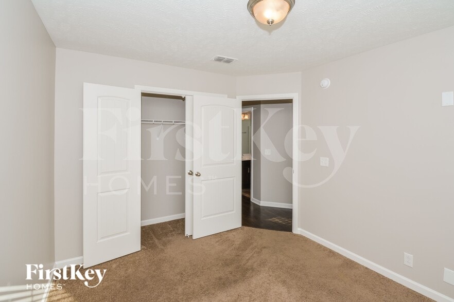 Building Photo - 1623 Alysheba Run