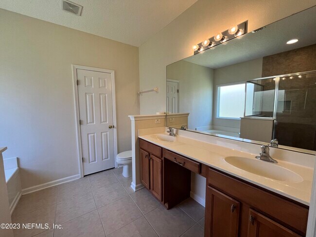 Building Photo - 1590 Calming Water Dr
