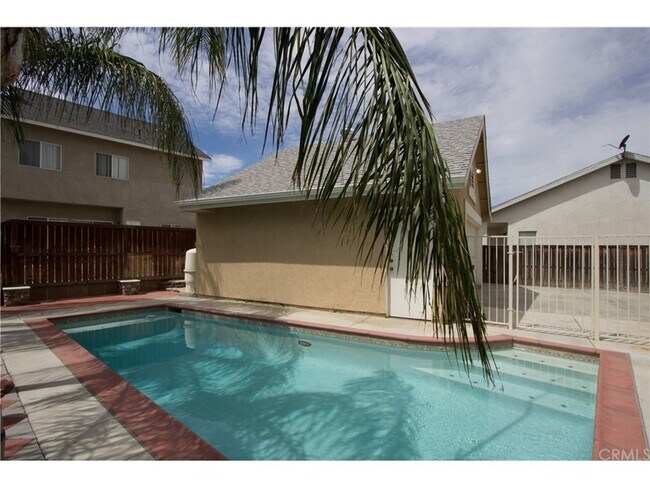 Building Photo - 3573 Cougar Canyon Rd