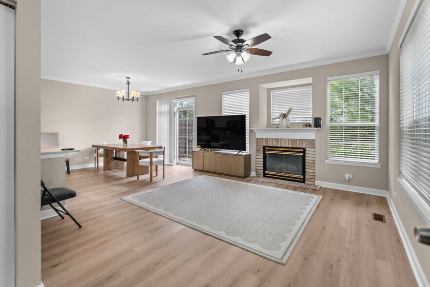 Building Photo - 206 Madison Dr