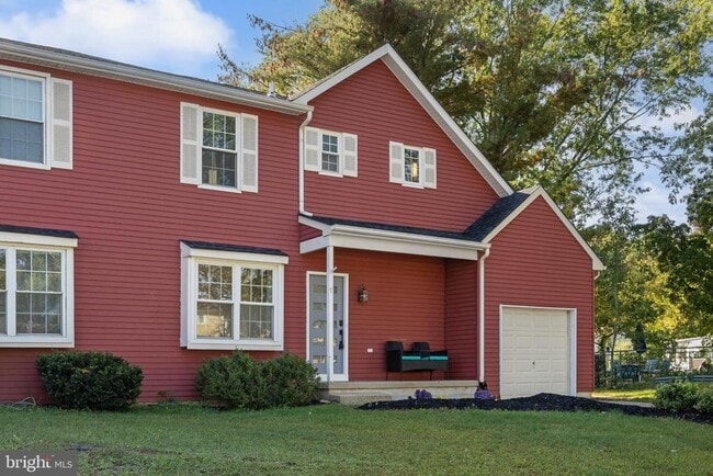 Building Photo - 7 Flamingo Ct