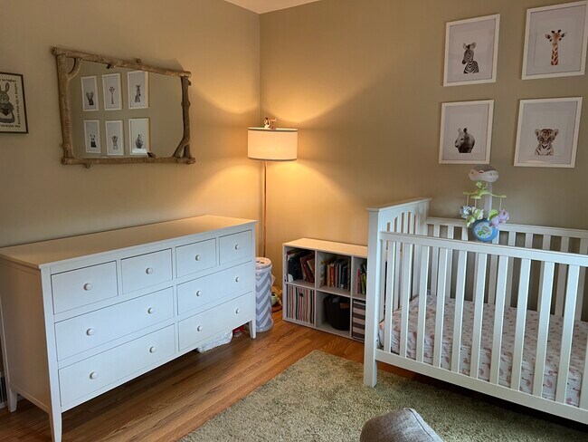 Building Photo - 2209 E Floyd Pl