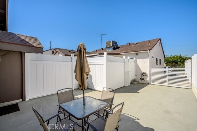 Building Photo - 614 N 4th St