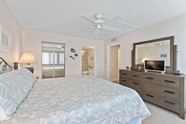 Building Photo - 1605 S US Hwy 1