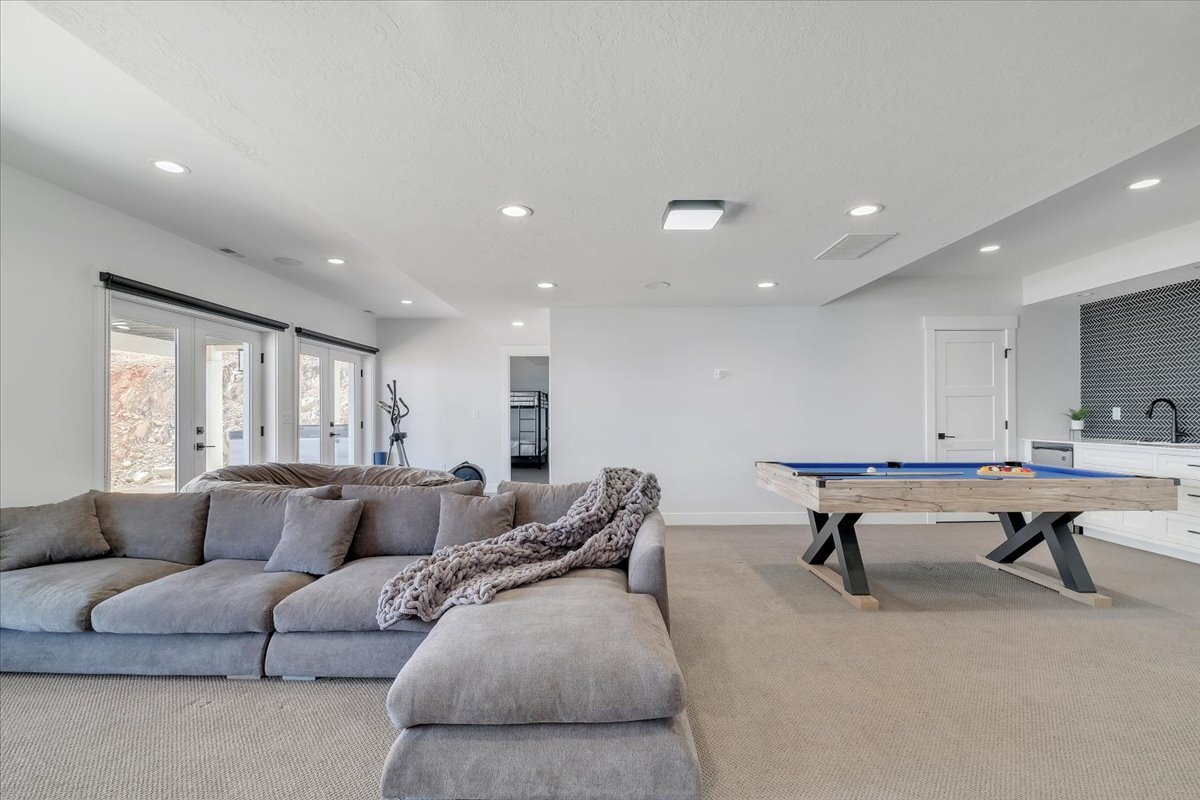 Building Photo - 1237 Sculpin Loop