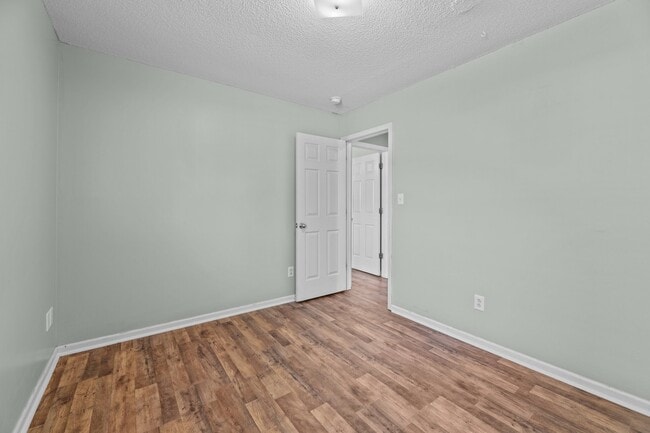 Building Photo - 146 Jer Mar Dr