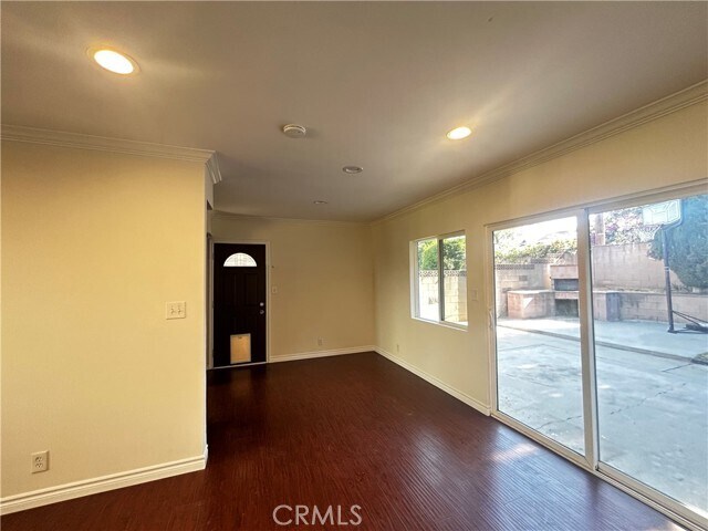 Building Photo - 7845 Sedan Ave