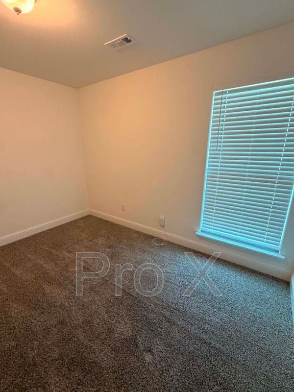 Building Photo - 347 Sidney Ln