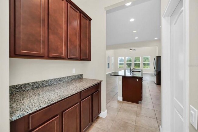 Building Photo - 12345 Aldford Dr