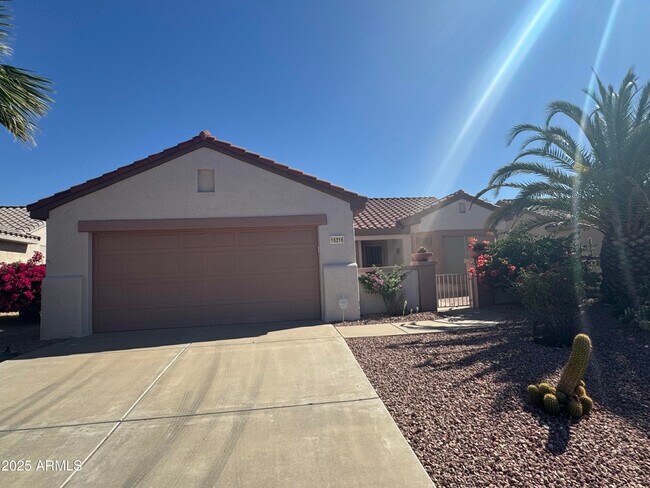 Primary Photo - 16216 W Mountain Pass Dr