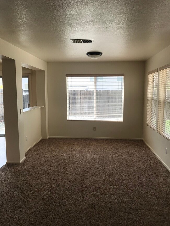 Building Photo - East Roseville - Aviana Gated Community - ...