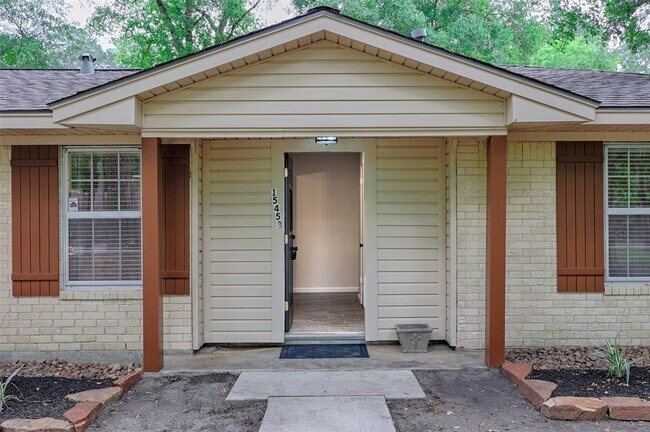 Building Photo - 15458 Rabon Chapel Rd