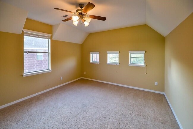 Building Photo - 3719 Finch Springs Ln