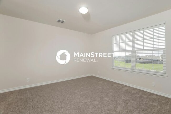 Building Photo - 4 Bedroom Pet-Friendly Home in SAINT HEDWIG, TX with Main Street Renewal