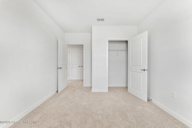 Building Photo - 9734 Venetian Sq
