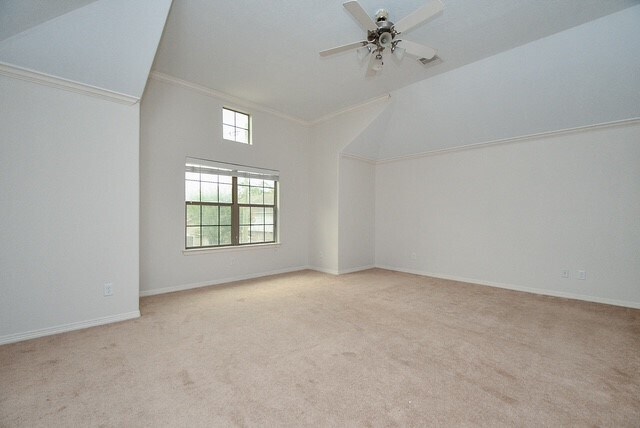 Building Photo - 1415 Nashua St