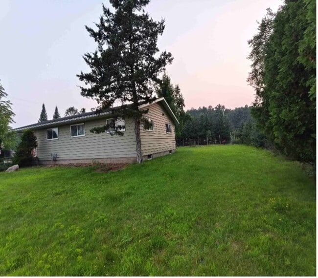 Building Photo - Click the “Apply Now” button or email wapmrentals@gmail.com for a prompt response.