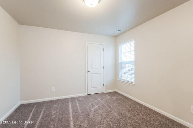 Building Photo - 11900 Parkside Vista Ln