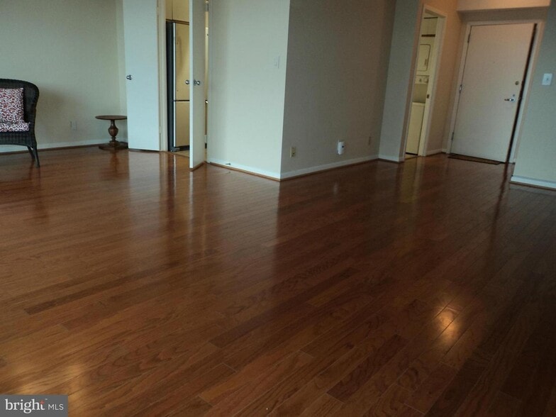 Hardwood floors - 5505 Seminary Rd