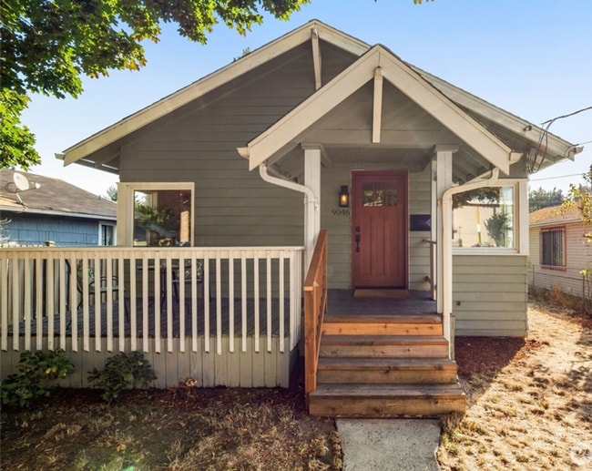 Primary Photo - West Seattle - 2 bedroom and 1 bathroom