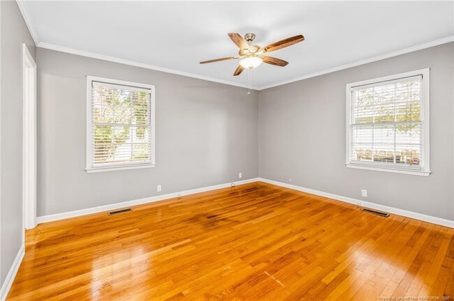 Building Photo - 2706 Huntington Rd