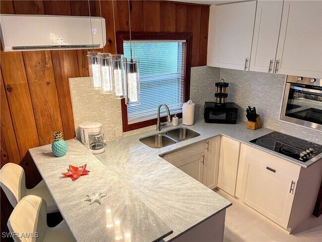 Building Photo - 317 Nature View Ct