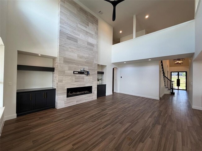 Building Photo - 7801 Aria Loop