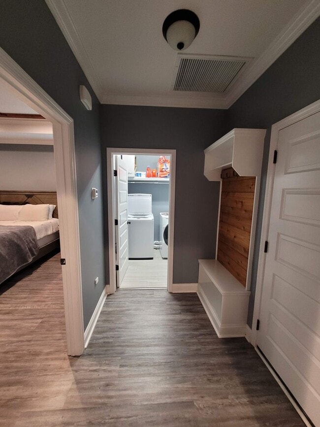 Building Photo - Elegant 4-Bedroom Home with Gourmet Kitchen, Luxurious Primary Suite & Fenced Yard in Hahira!