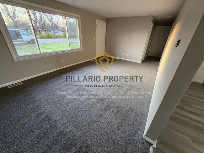 Building Photo - Newly Renovated, 3 Bedroom, 1 Bathroom Hom...