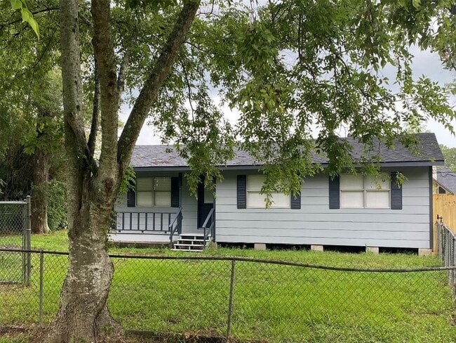 Building Photo - 518 Big Deer Dr