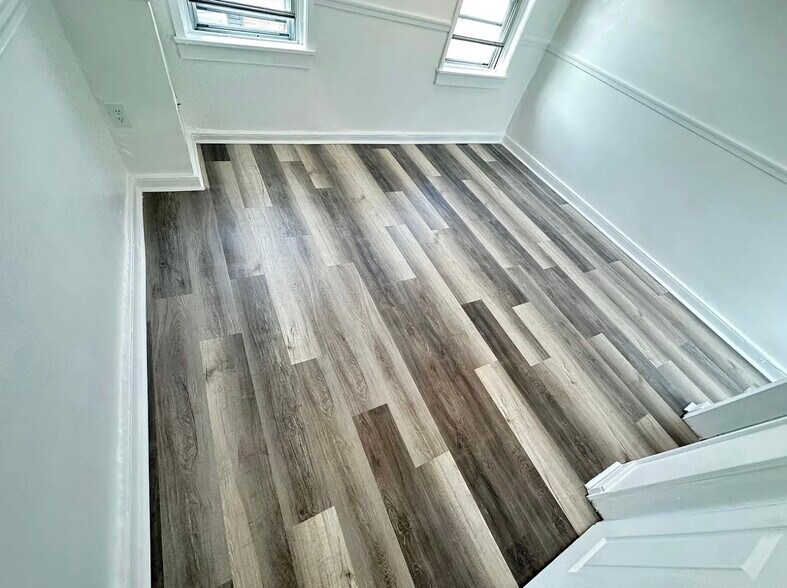 Building Photo - 2663 Webb St