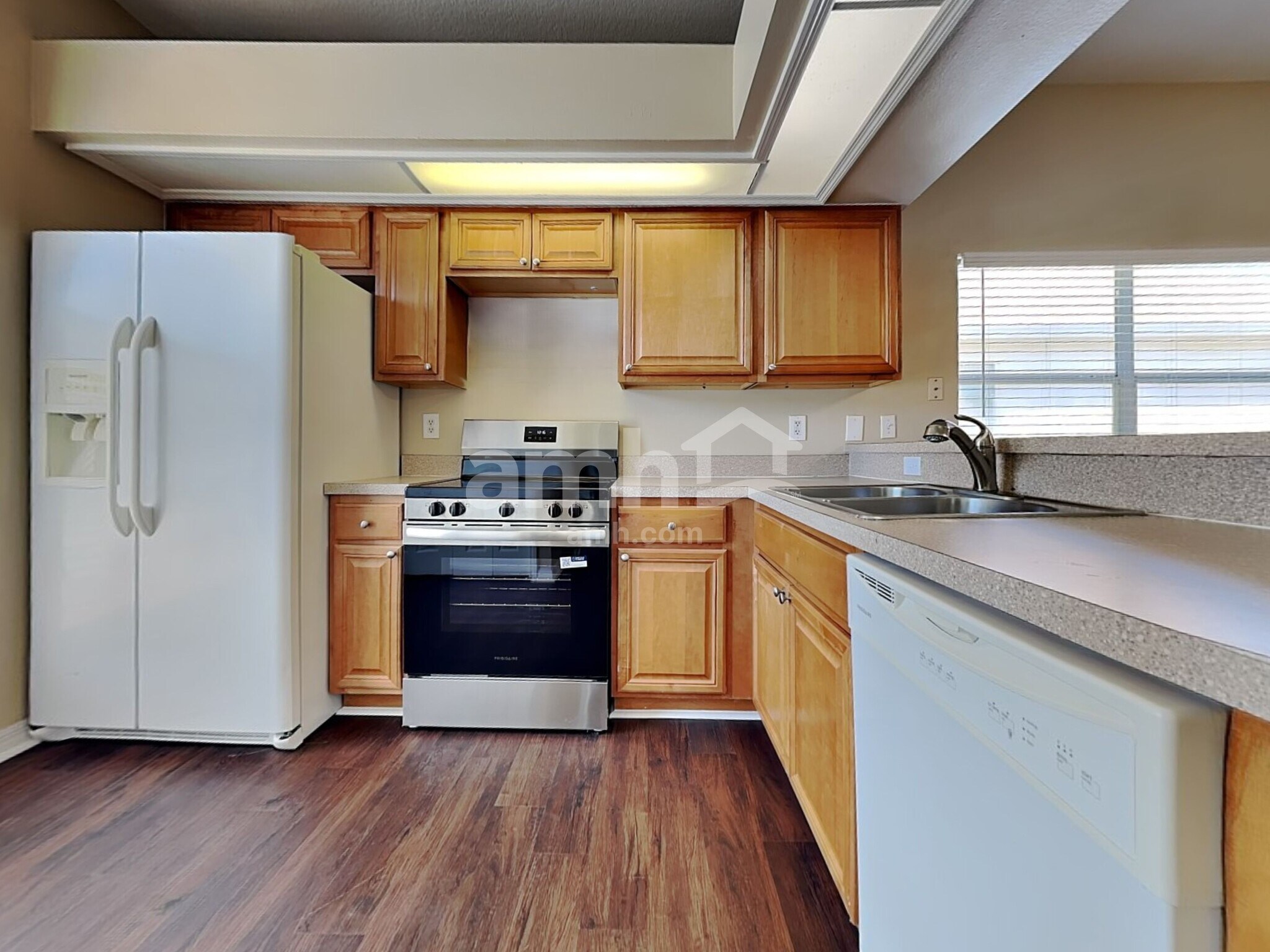 Building Photo - 10814 Peppersong Dr