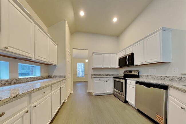 Primary Photo - 20626 Whiteberry Ct