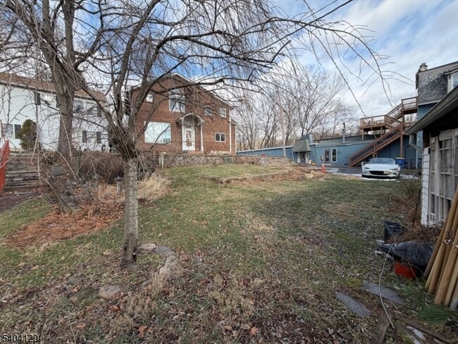 Building Photo - 57 Bridge St