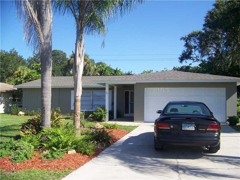 Building Photo - 500 Sunset Beach Dr