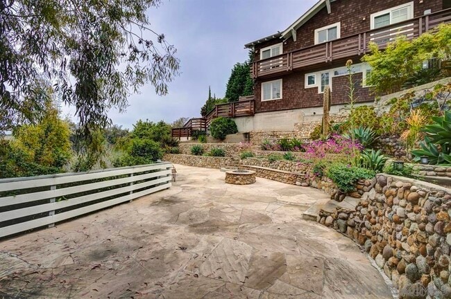 Building Photo - 1336 Bush St