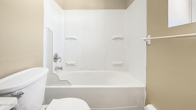 Building Photo - 1312 Mattison Ave