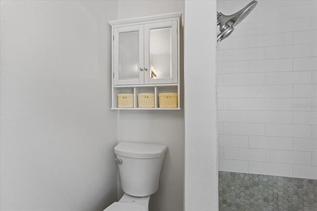 Building Photo - 916 2nd St N