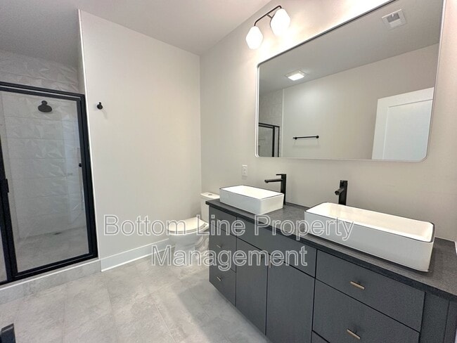 Building Photo - 1360 Briar Creek Rd