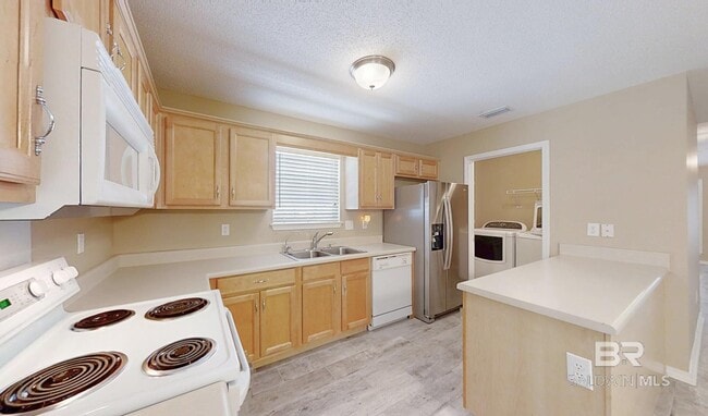 Building Photo - 22410 Beaver Creek Ln