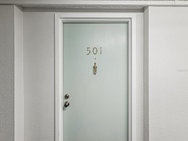 Building Photo - 255 Dolphin Point